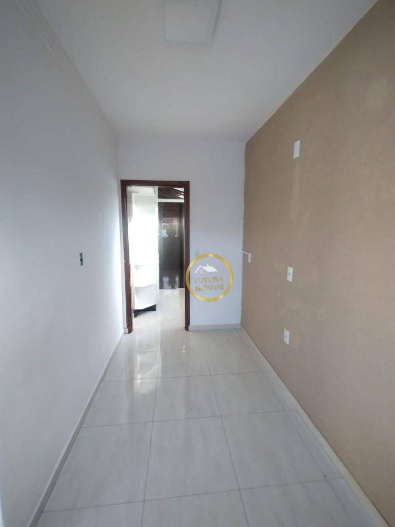 Casa à venda com 3 quartos, 100m² - Foto 7