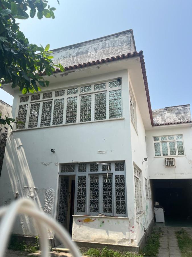 Casa à venda com 9 quartos, 423m² - Foto 4