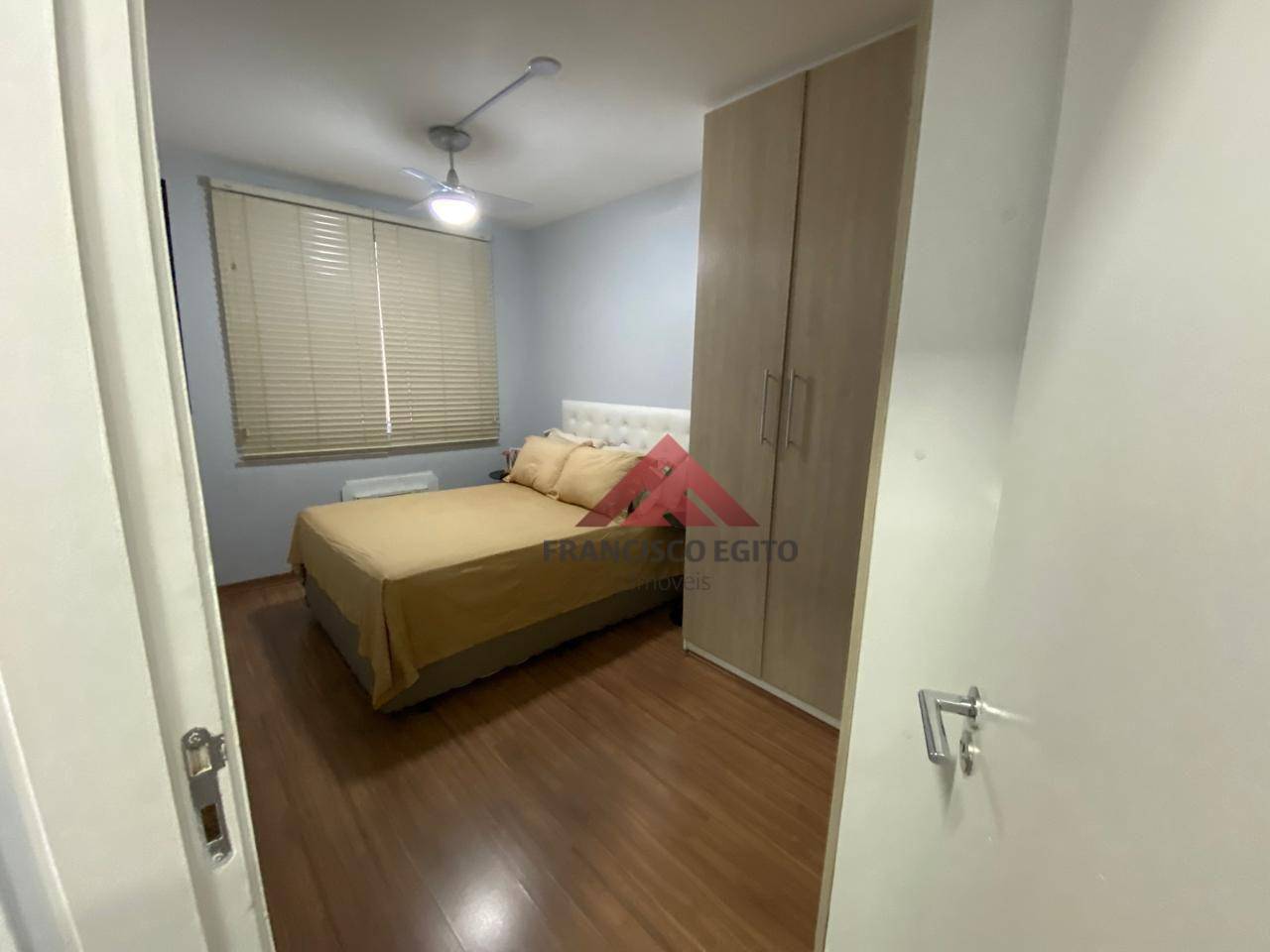 Apartamento à venda com 2 quartos, 77m² - Foto 10