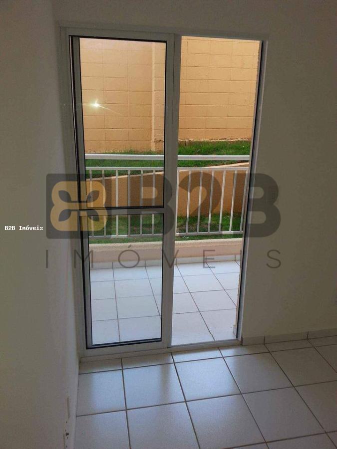 Apartamento à venda com 2 quartos, 63m² - Foto 4