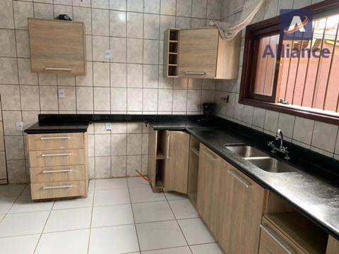 Casa à venda e aluguel com 3 quartos, 270m² - Foto 18