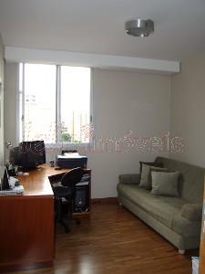 Apartamento para alugar com 2 quartos, 110m² - Foto 11