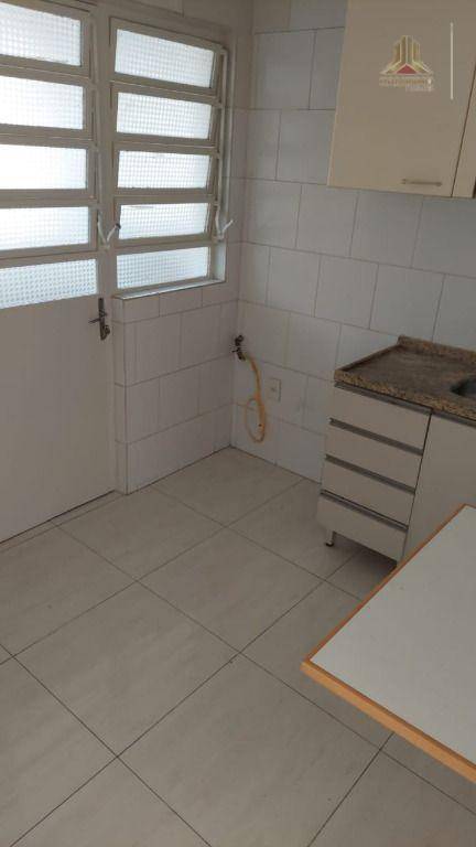 Apartamento à venda com 2 quartos, 73m² - Foto 7