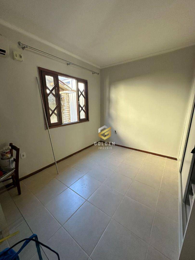 Casa à venda com 3 quartos, 190m² - Foto 11