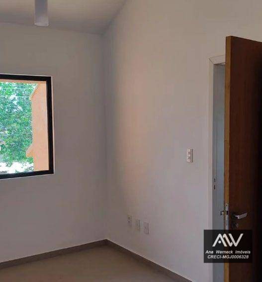 Casa à venda com 2 quartos, 82m² - Foto 6