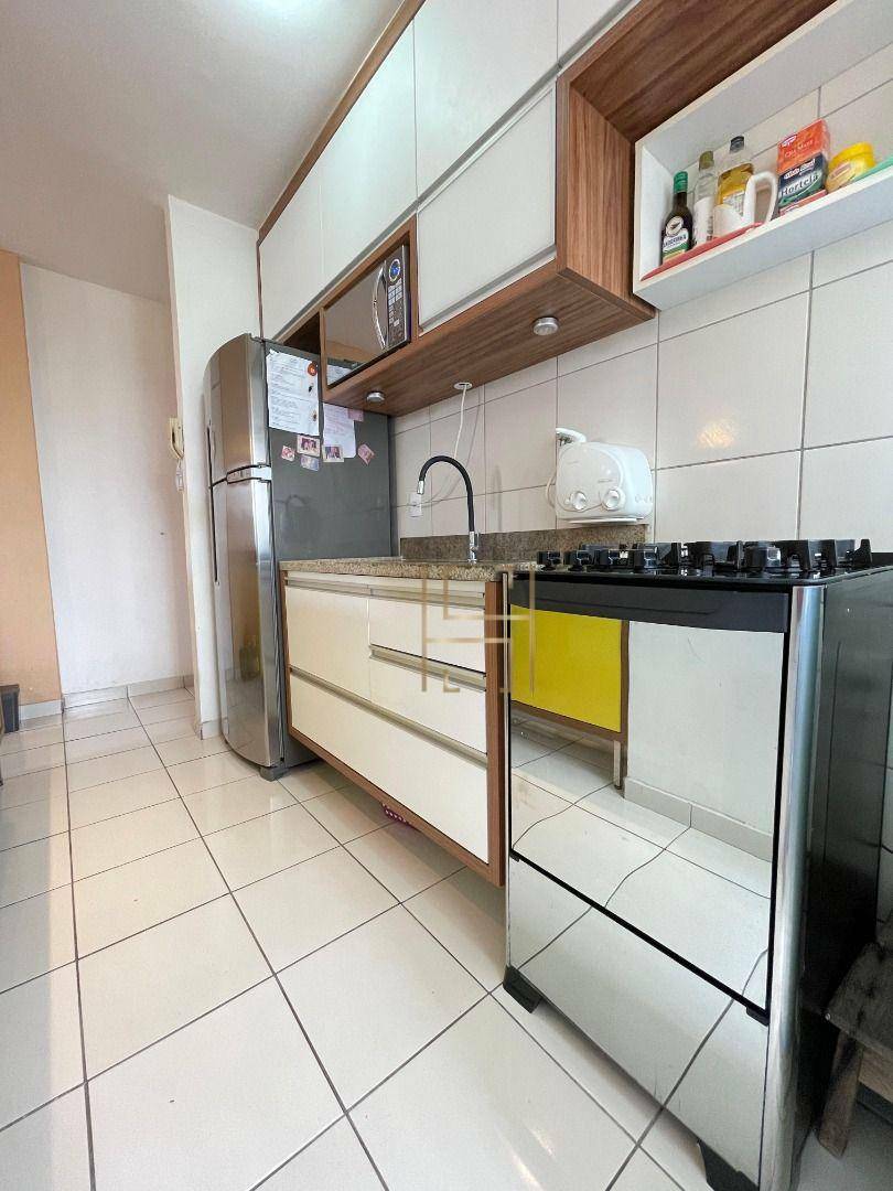 Apartamento à venda com 2 quartos, 54m² - Foto 3