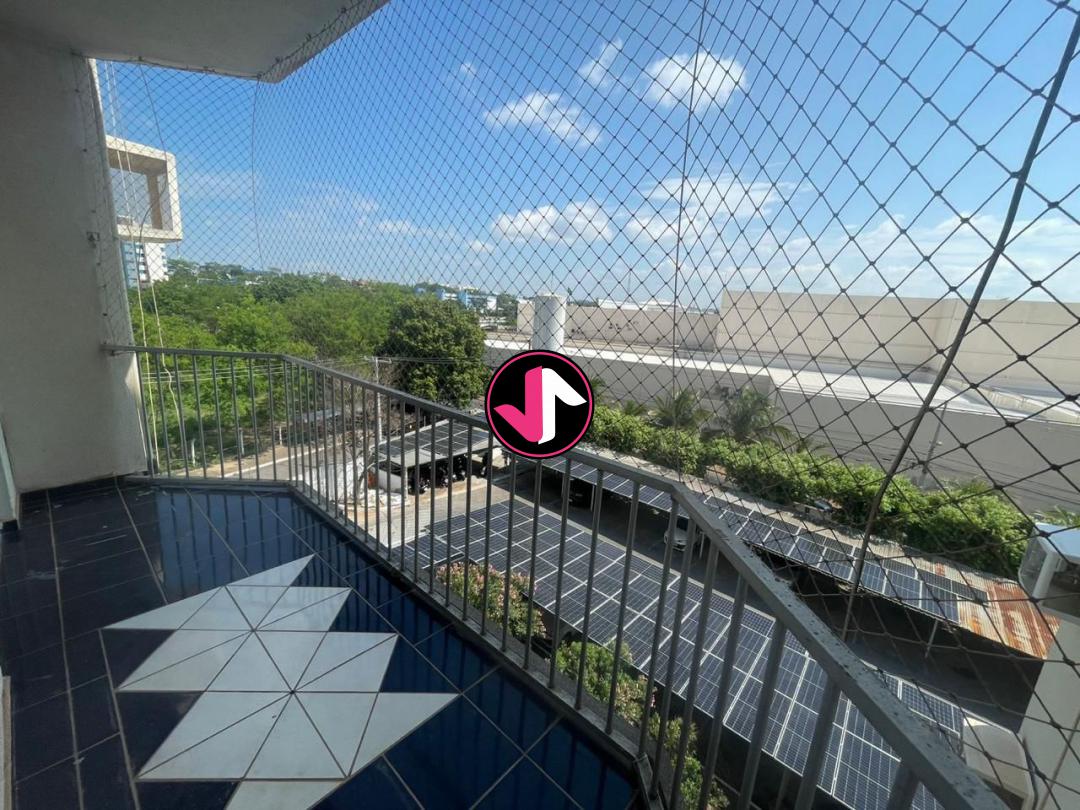 Apartamento à venda com 2 quartos, 93m² - Foto 2