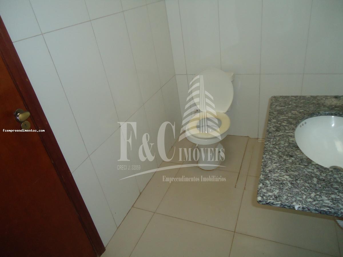 Casa à venda com 2 quartos, 140m² - Foto 14