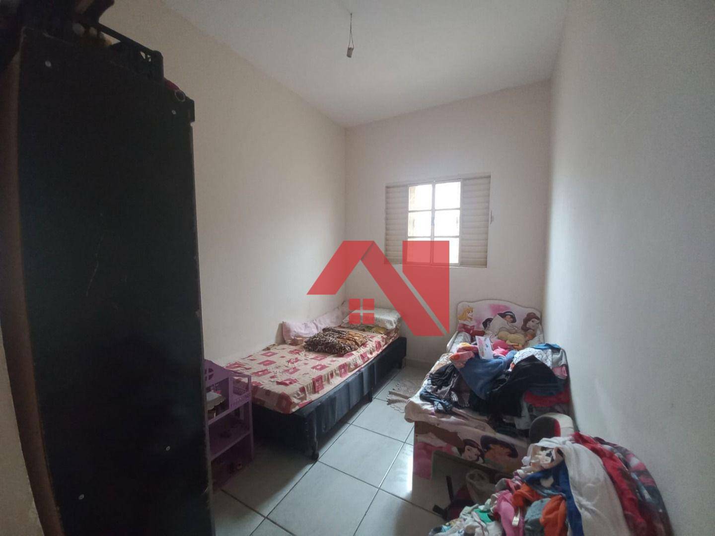 Casa à venda com 3 quartos, 105m² - Foto 4