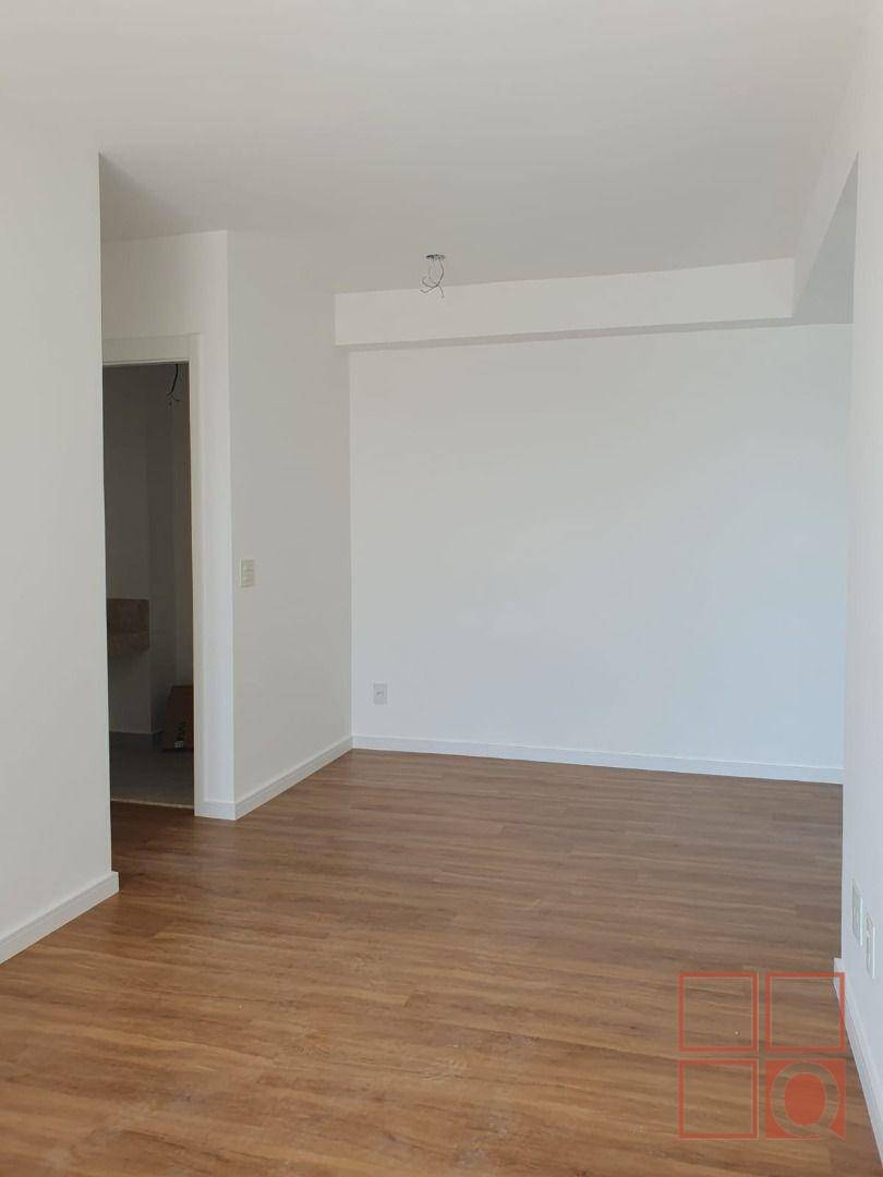 Apartamento à venda com 2 quartos, 72m² - Foto 6