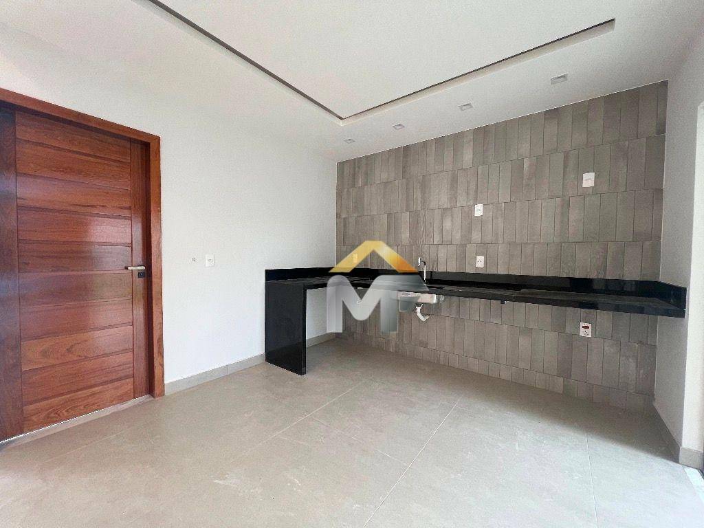 Casa à venda com 3 quartos, 112m² - Foto 13