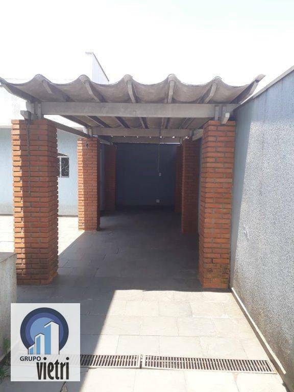 Sobrado à venda com 3 quartos, 200m² - Foto 9