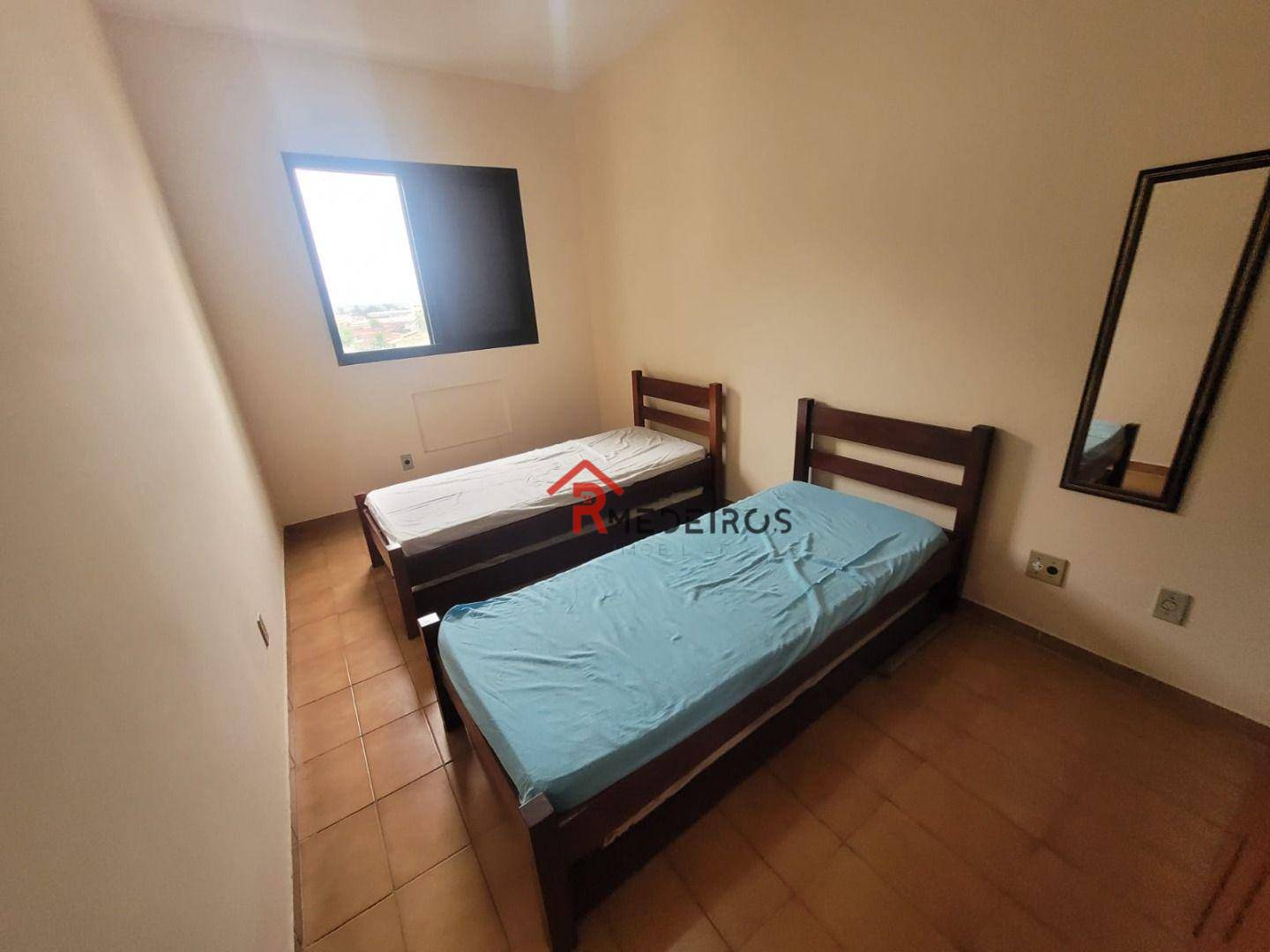 Apartamento à venda com 2 quartos, 65m² - Foto 11