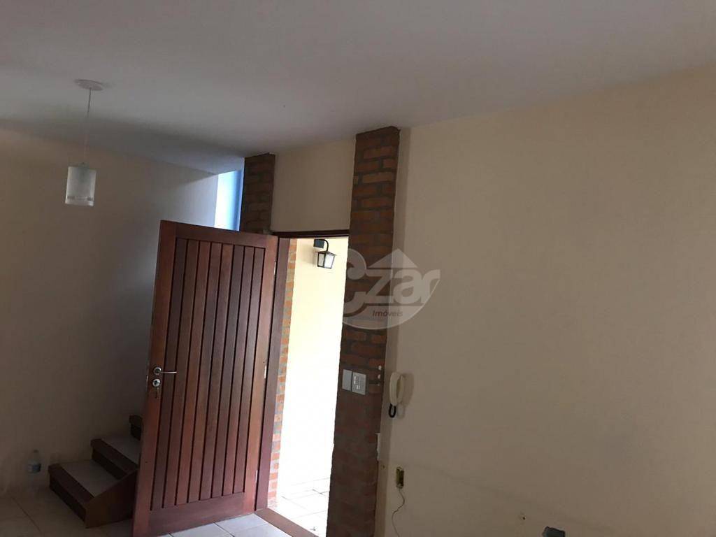 Casa à venda com 4 quartos, 217m² - Foto 7