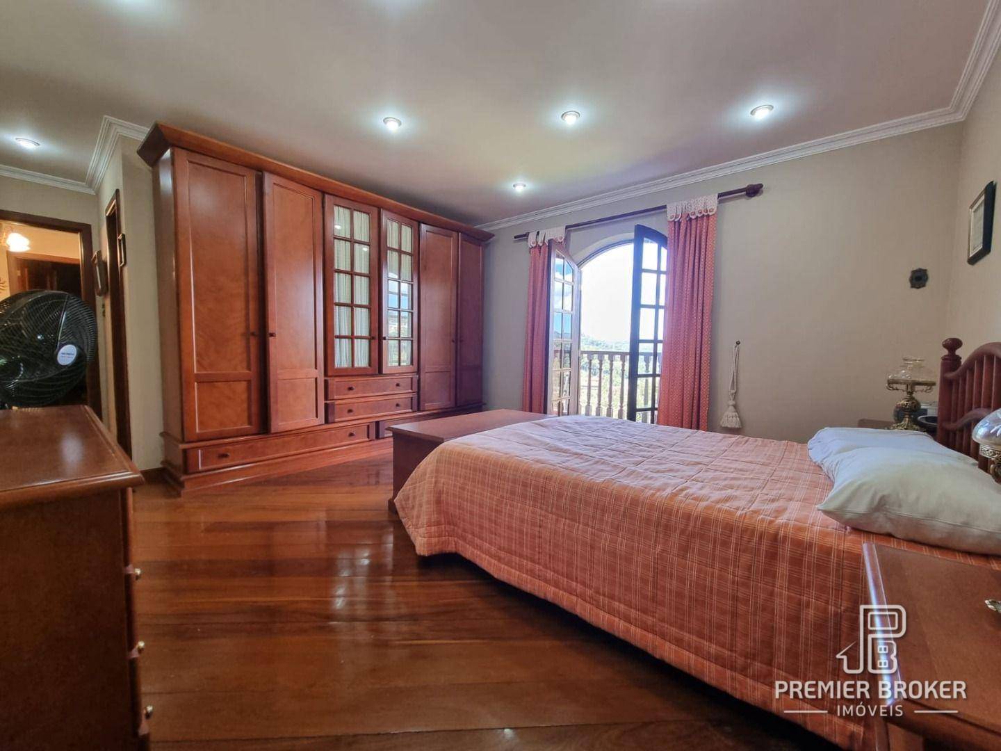 Casa de Condomínio à venda com 5 quartos, 368m² - Foto 29