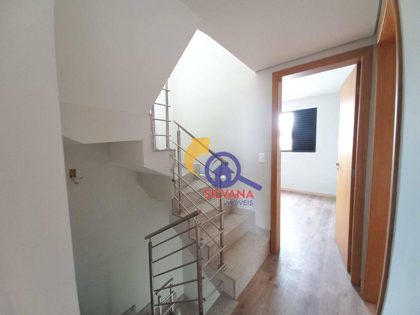 Casa à venda com 3 quartos, 90m² - Foto 14