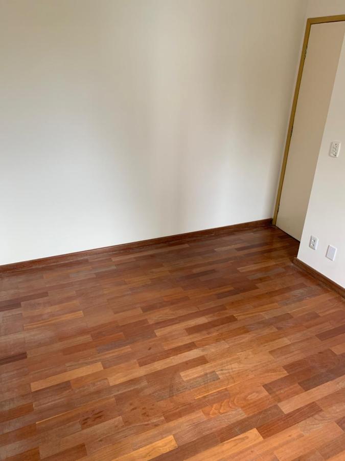 Apartamento para alugar com 4 quartos, 133m² - Foto 14