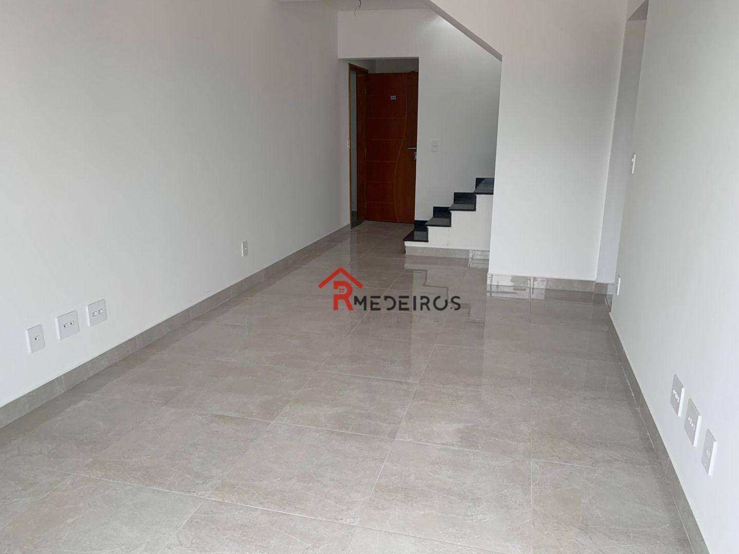 Apartamento à venda com 3 quartos, 149m² - Foto 3