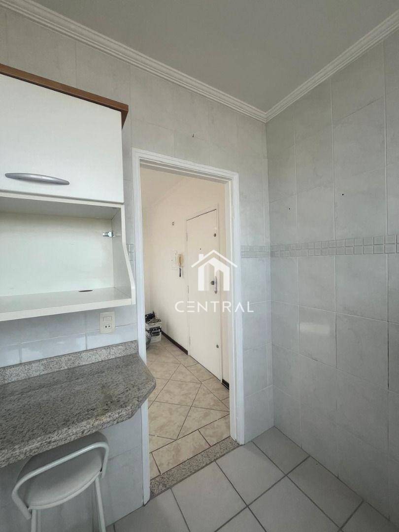 Apartamento à venda com 2 quartos, 59m² - Foto 19