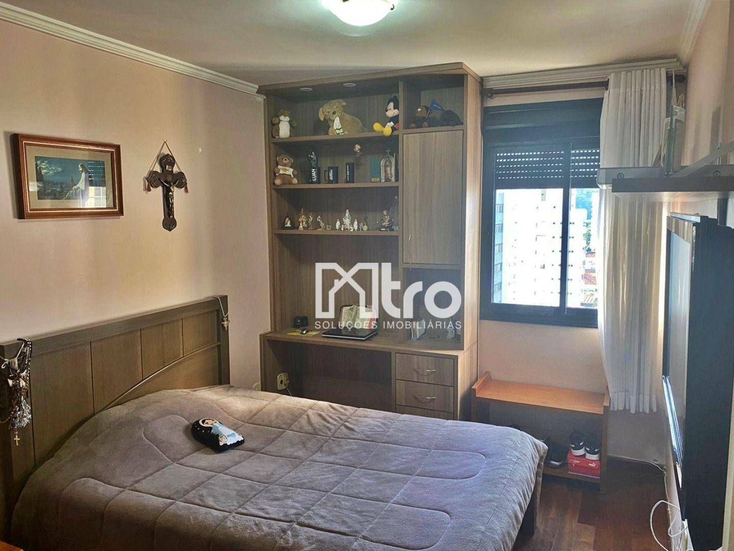 Apartamento à venda com 4 quartos, 180m² - Foto 15