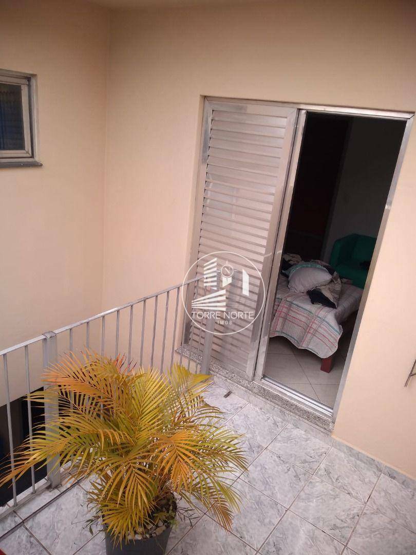 Sobrado à venda com 3 quartos, 150M2 - Foto 25