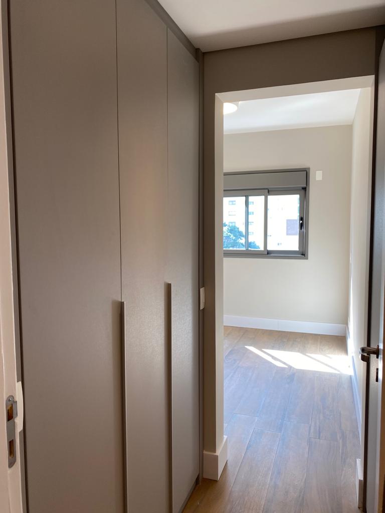 Apartamento à venda com 4 quartos, 193m² - Foto 11