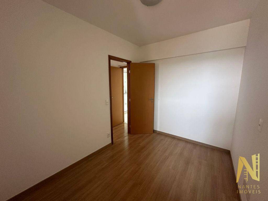 Apartamento para alugar com 3 quartos, 79m² - Foto 14