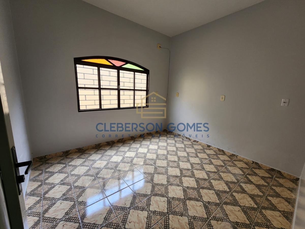 Casa à venda com 2 quartos, 360m² - Foto 13