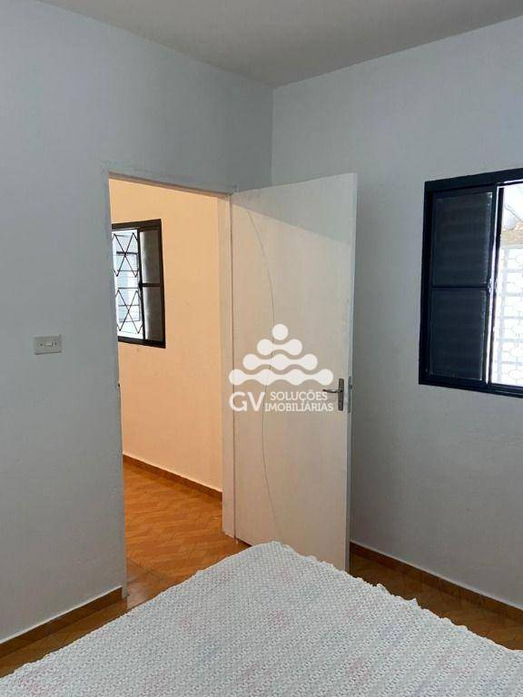 Casa à venda com 3 quartos, 180m² - Foto 9