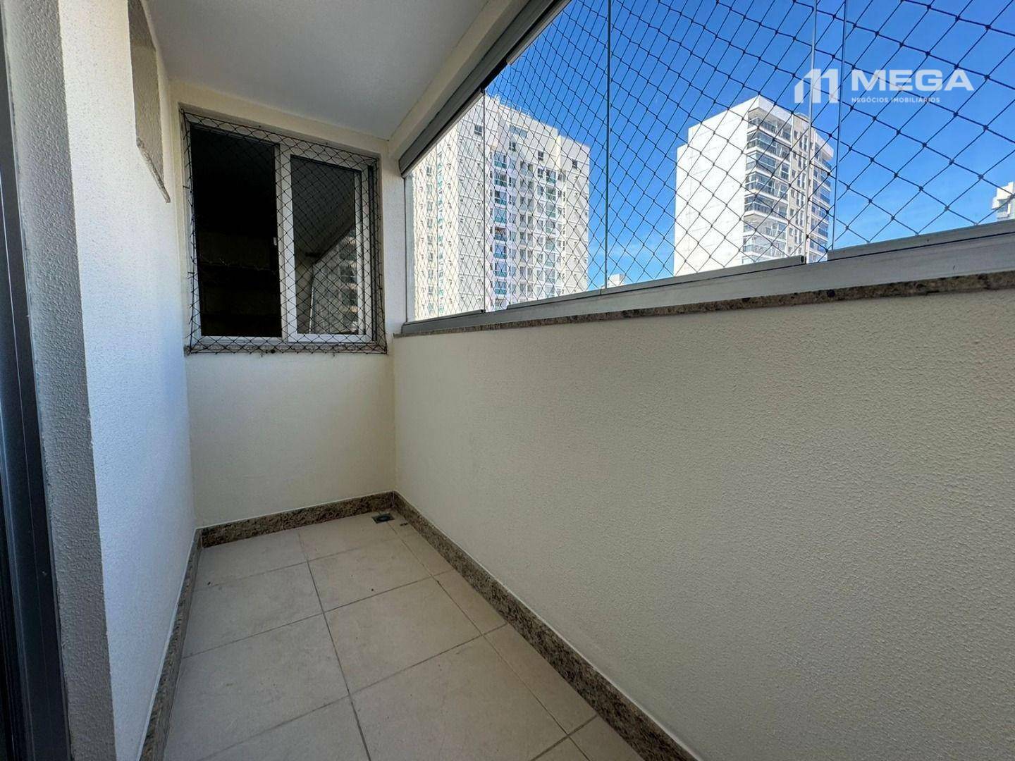 Apartamento à venda com 2 quartos, 74m² - Foto 5