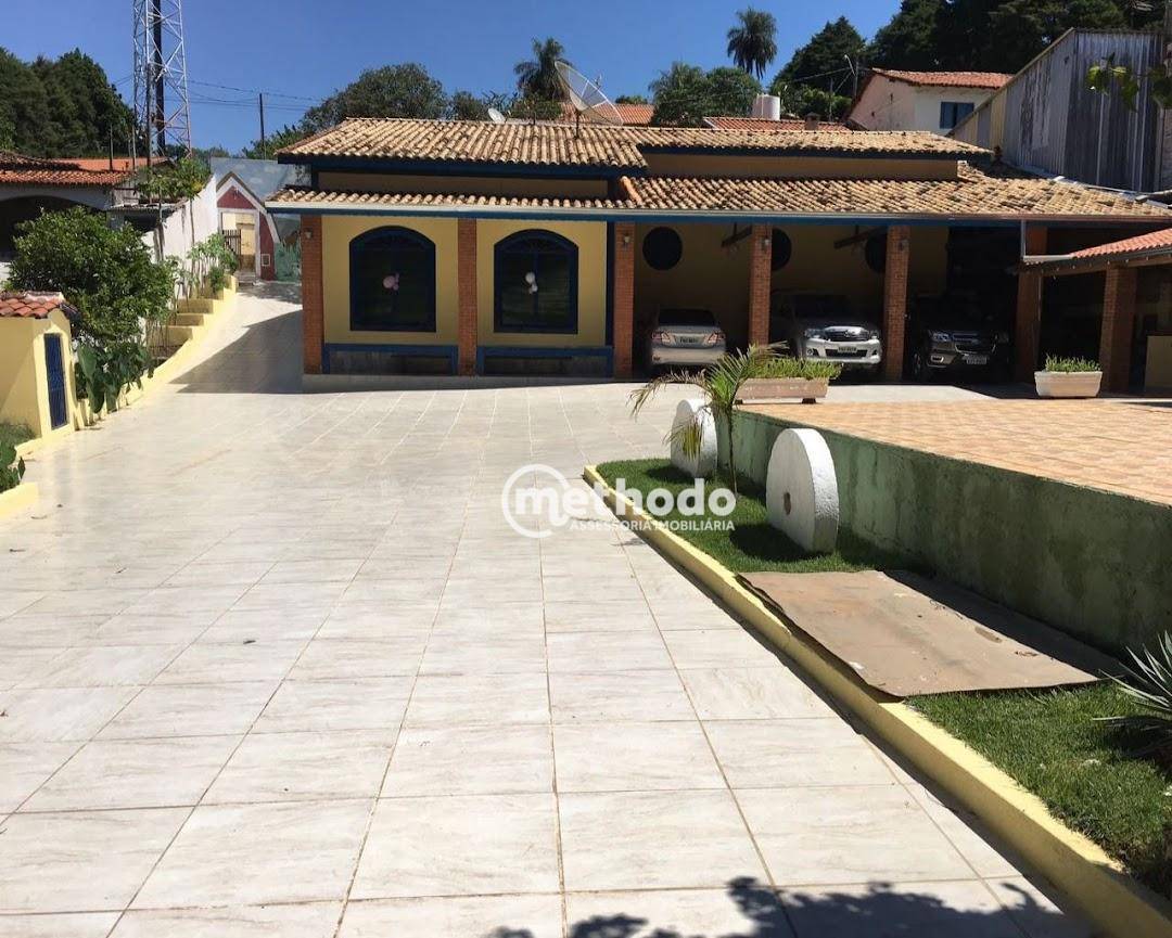 Chácara à venda com 3 quartos, 450m² - Foto 1