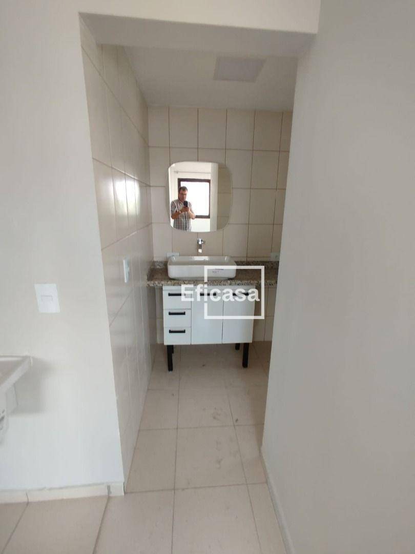 Apartamento para alugar com 2 quartos, 55m² - Foto 2