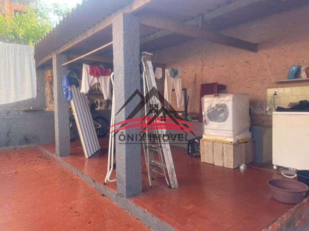 Casa à venda com 2 quartos, 140m² - Foto 20