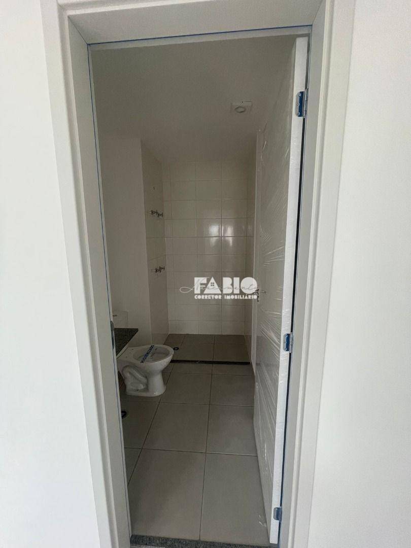 Apartamento à venda com 3 quartos, 76m² - Foto 12