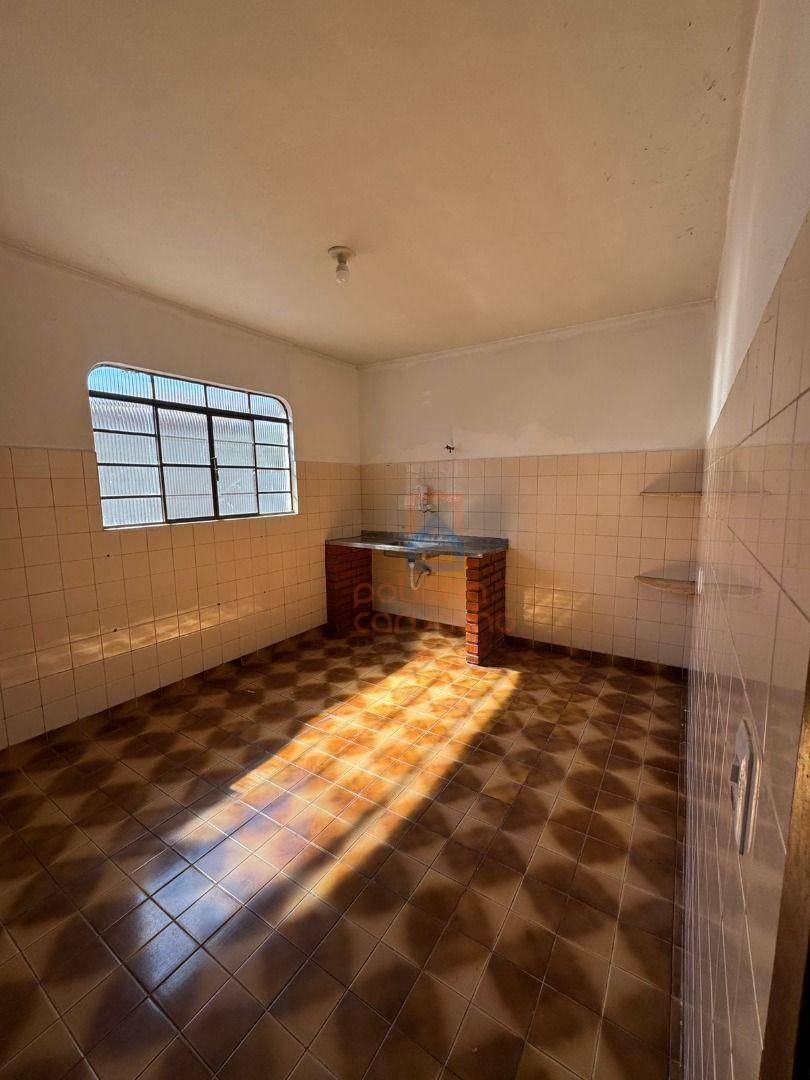 Casa para alugar com 3 quartos, 170m² - Foto 15