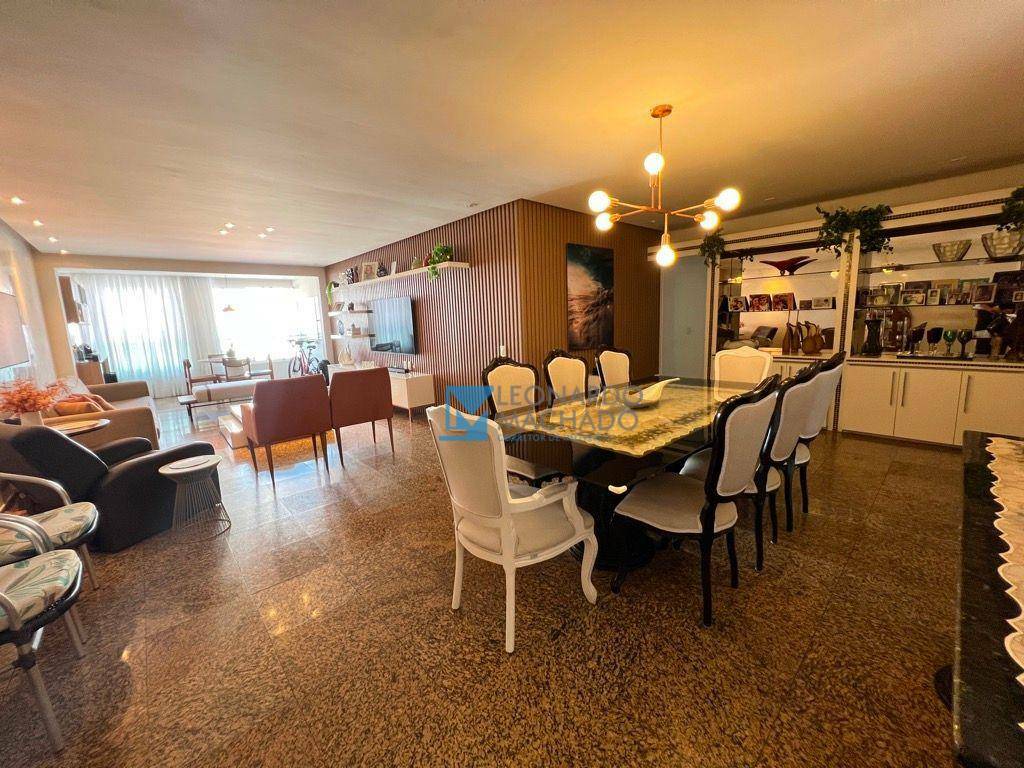 Apartamento à venda com 4 quartos, 196m² - Foto 1