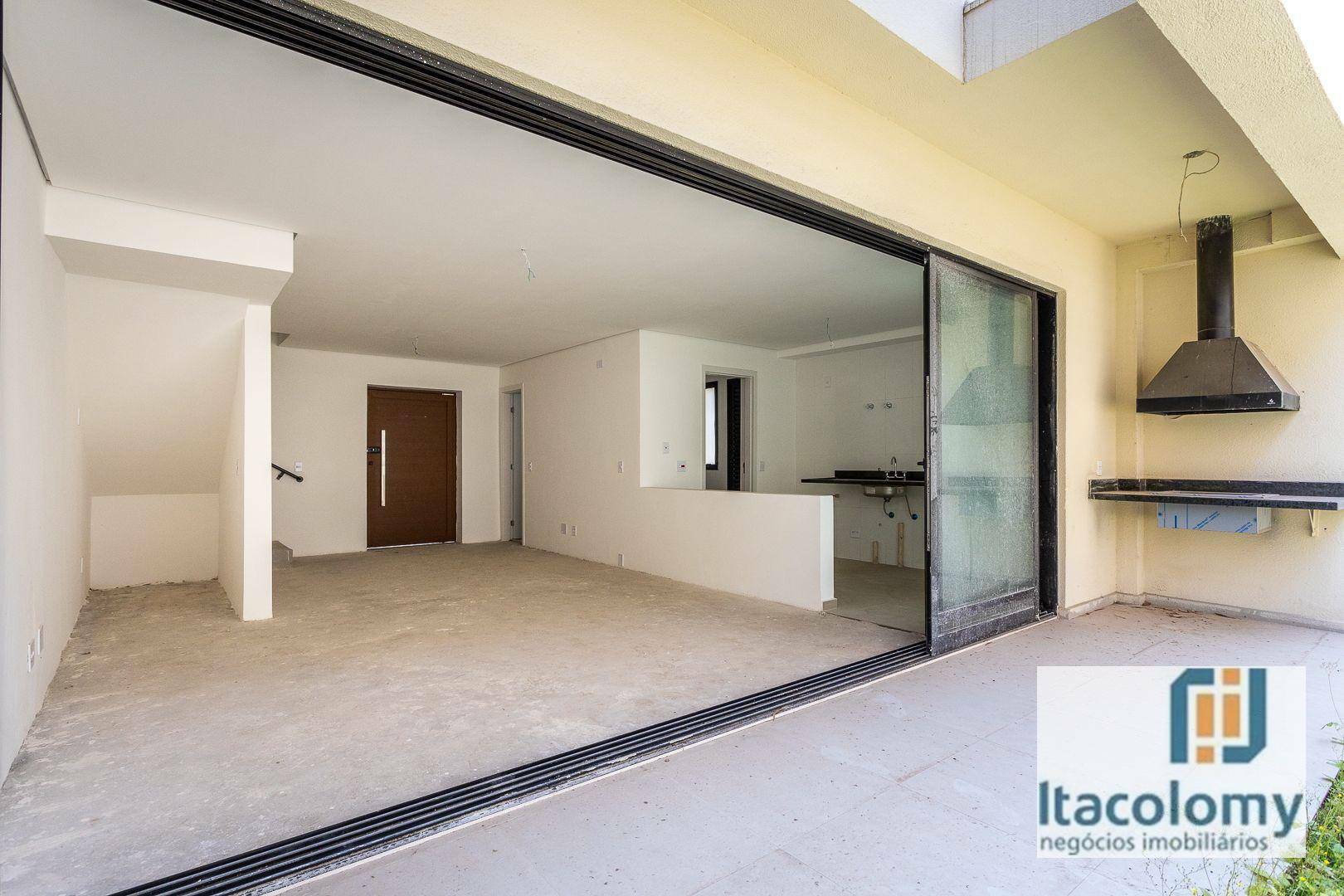 Casa de Condomínio à venda com 4 quartos, 214m² - Foto 4