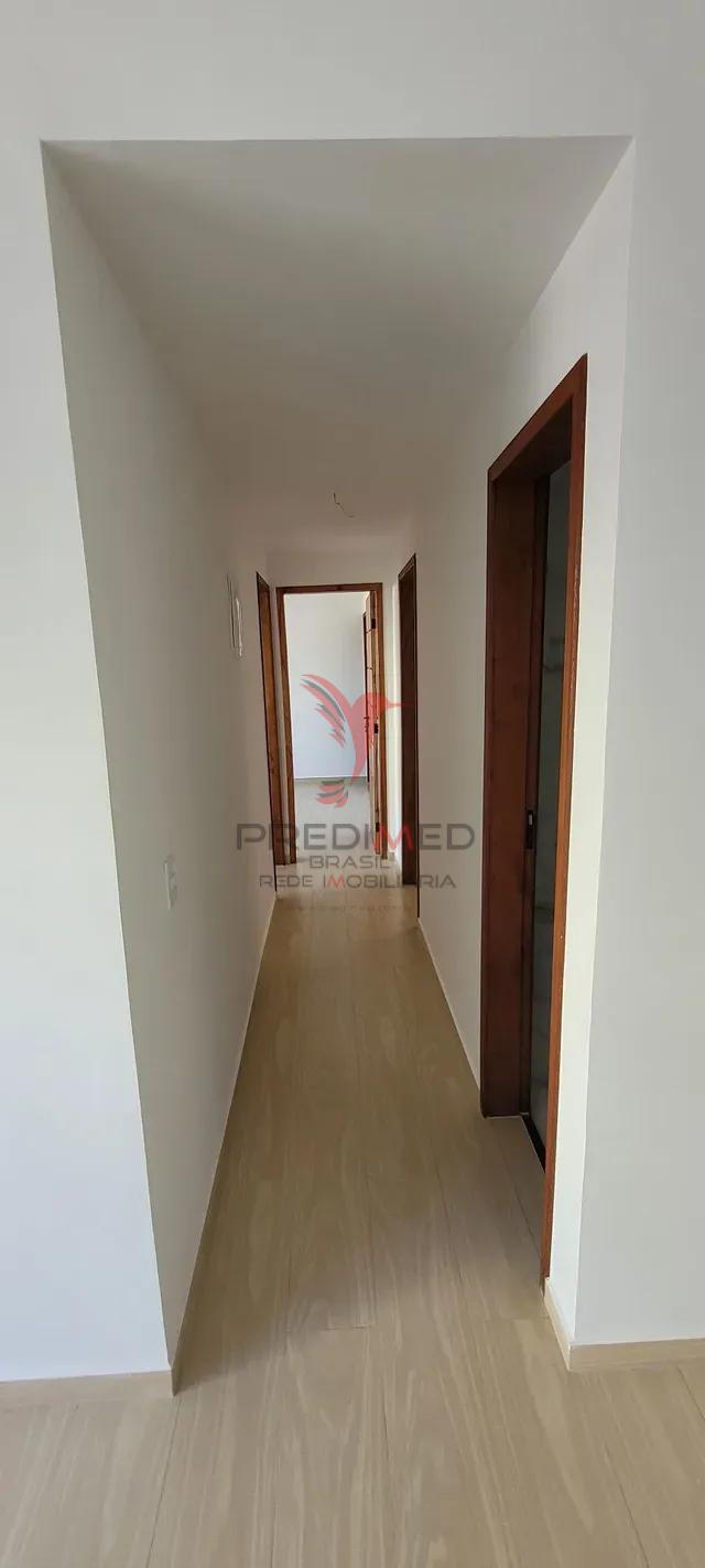 Casa à venda com 3 quartos, 80m² - Foto 2