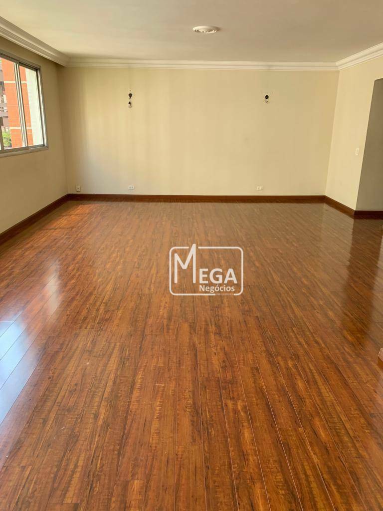 Apartamento à venda com 3 quartos, 173m² - Foto 2