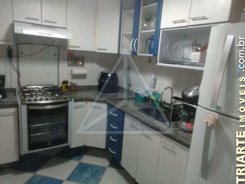 Apartamento à venda com 2 quartos, 61m² - Foto 3