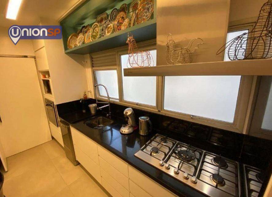 Apartamento à venda com 3 quartos, 235m² - Foto 15