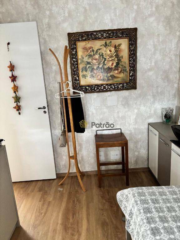 Apartamento à venda com 2 quartos, 55m² - Foto 14