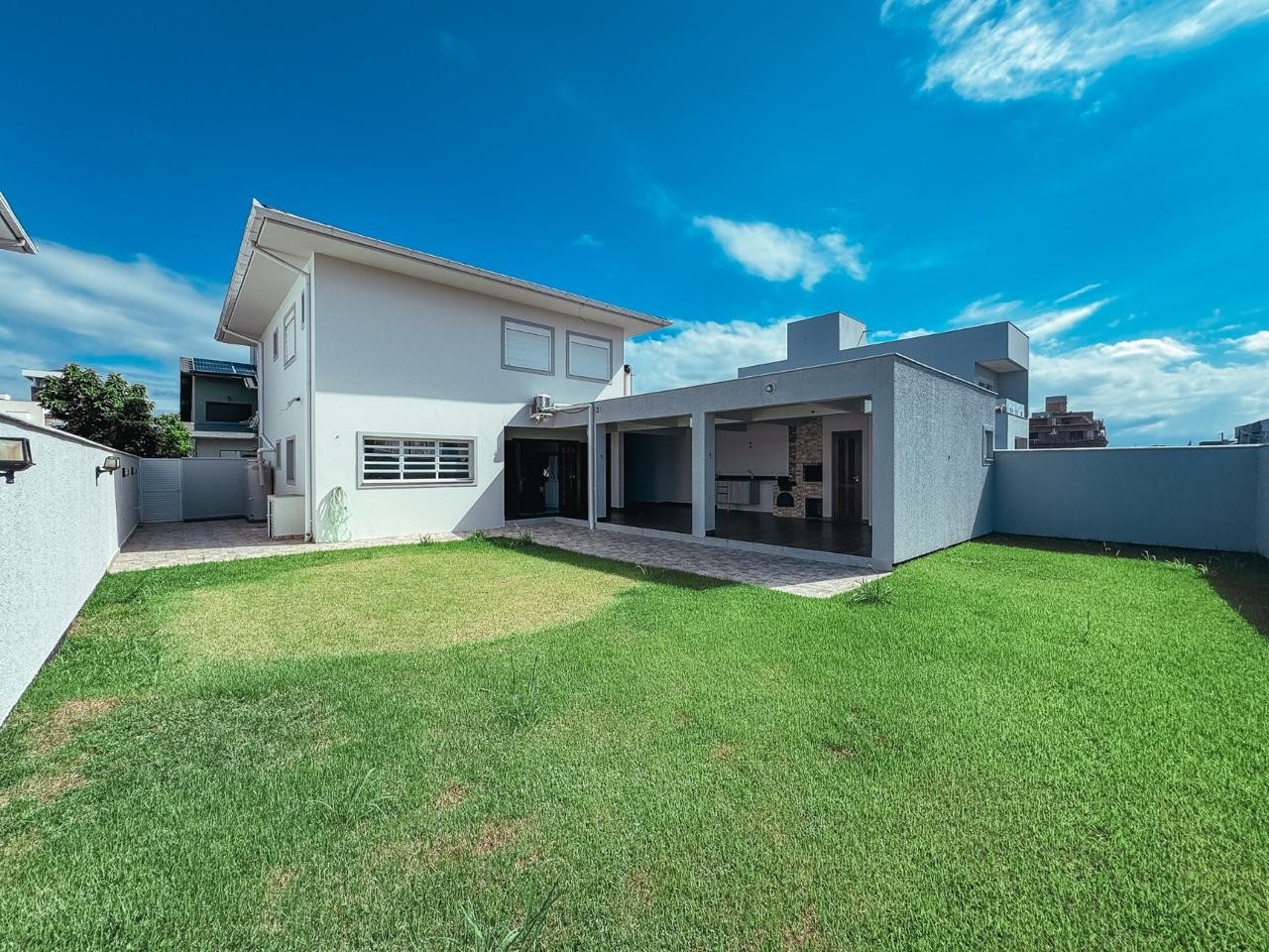 Casa de Condomínio à venda com 3 quartos, 385m² - Foto 26