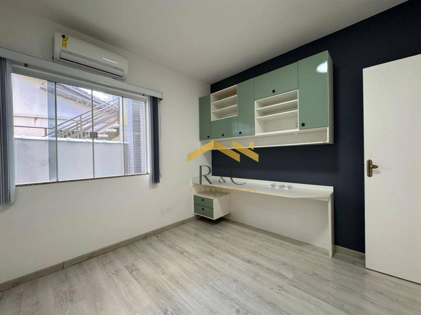 Casa à venda com 3 quartos, 160m² - Foto 21