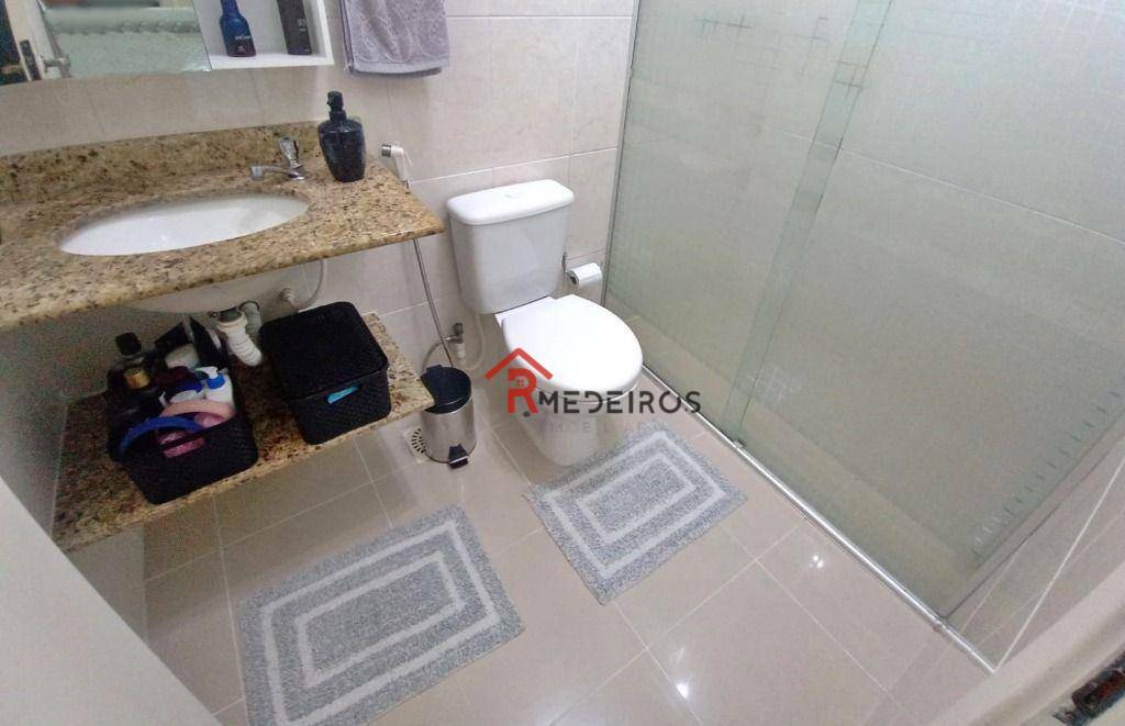 Sobrado à venda com 3 quartos, 300m² - Foto 18