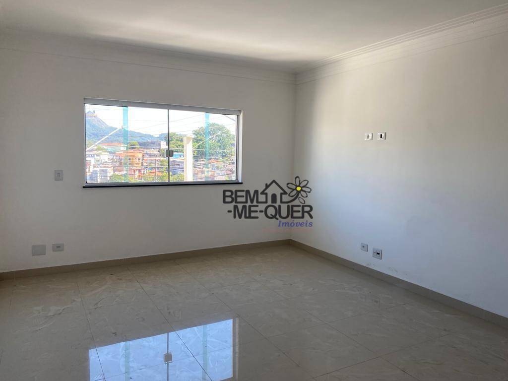 Sobrado à venda com 2 quartos, 140m² - Foto 2