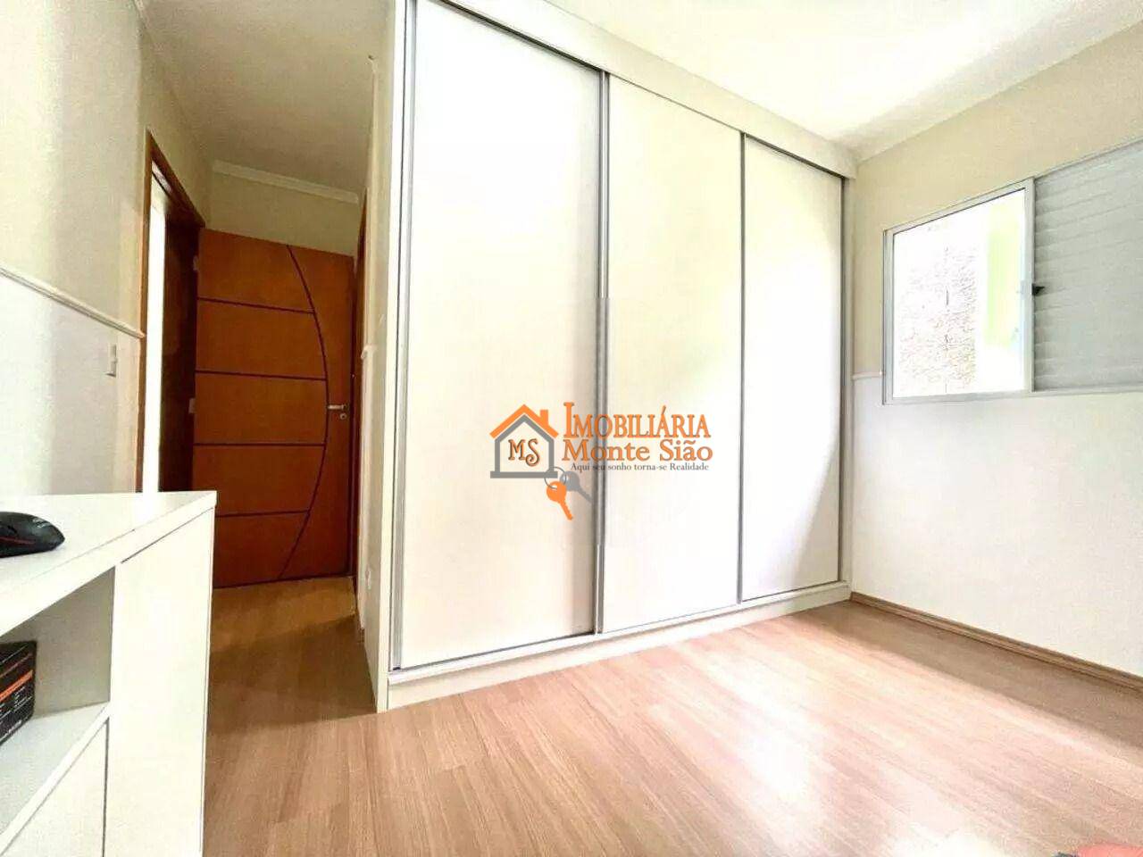 Sobrado à venda com 3 quartos, 230m² - Foto 11