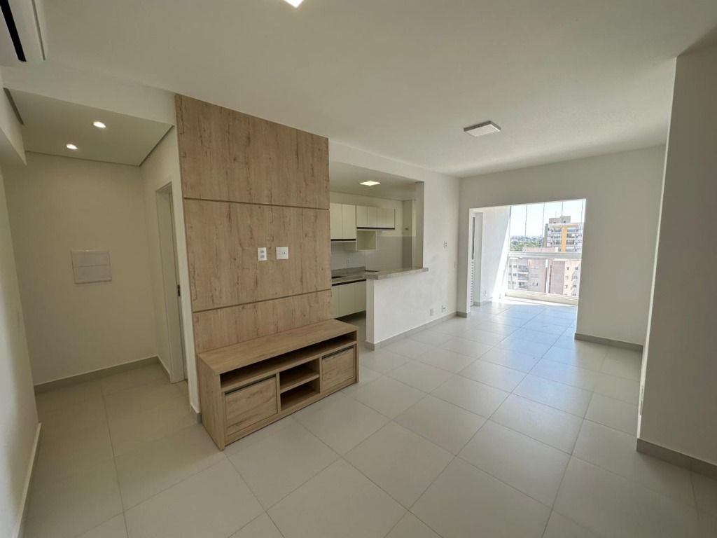 Apartamento para alugar com 3 quartos, 82m² - Foto 1