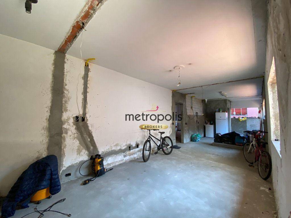 Casa à venda com 3 quartos, 178m² - Foto 18