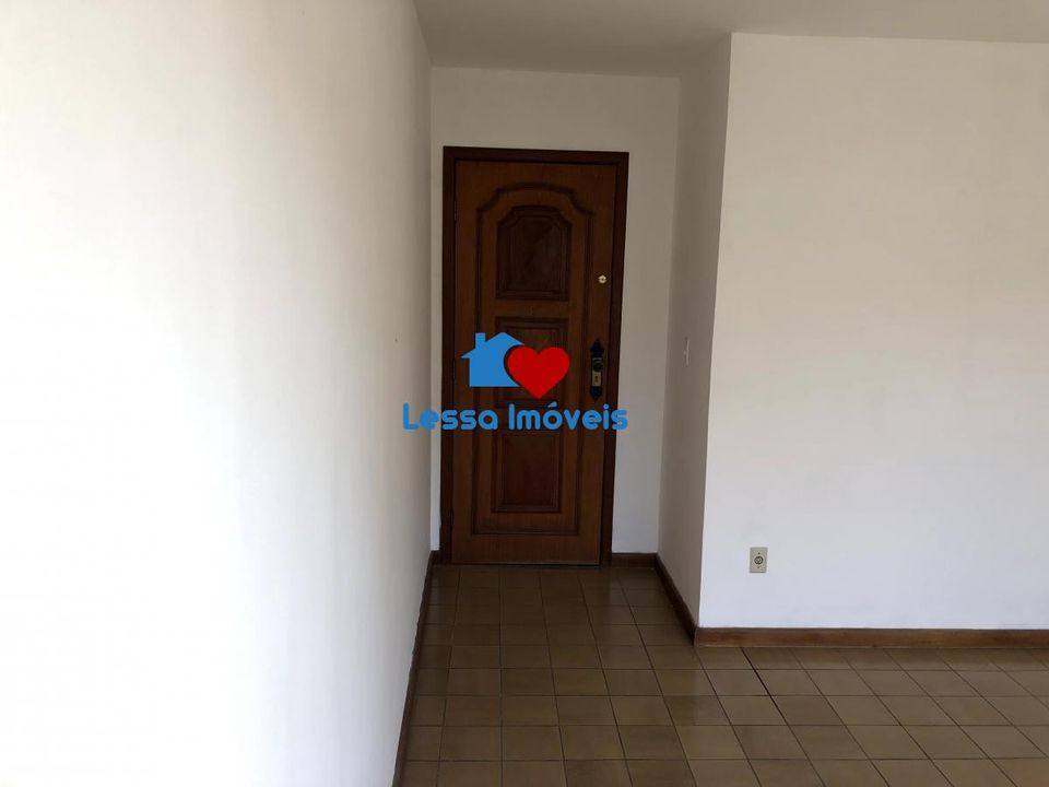 Apartamento à venda com 2 quartos, 85m² - Foto 3